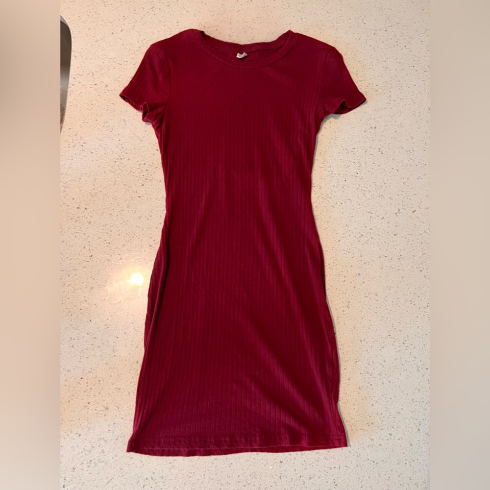Burgundy Short Sleeve Knitted Dress